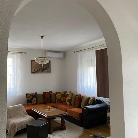 Guest House Kruna Ulcinj Eksteriør bilde